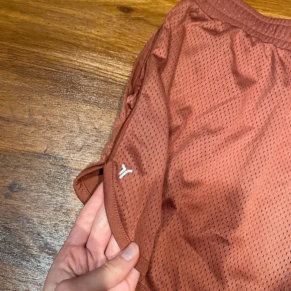 ‼️SOLD‼️Old Navy Active size small orange shorts - Picture 3 of 5